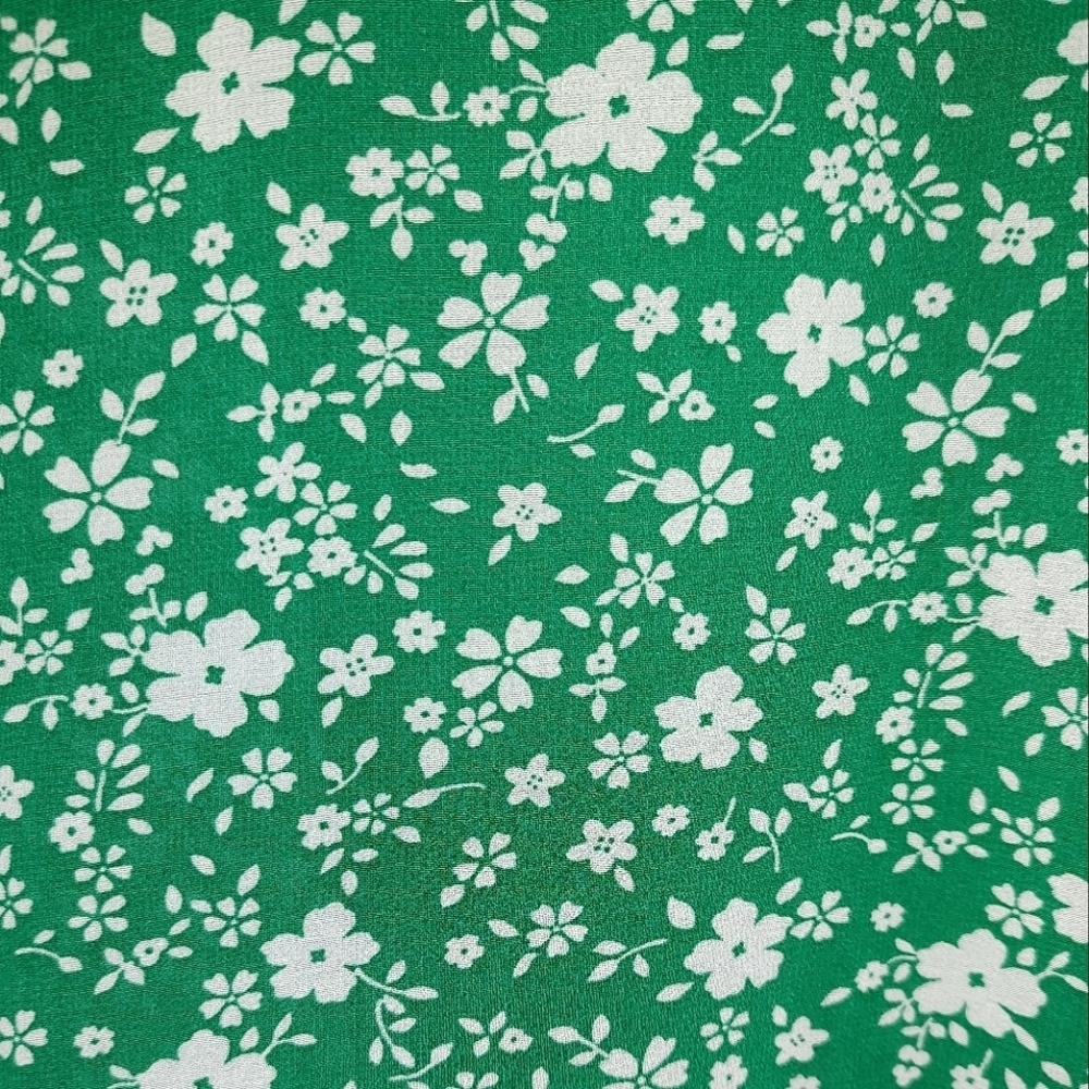 Green And White Floral Dress - Picture 3 of 4